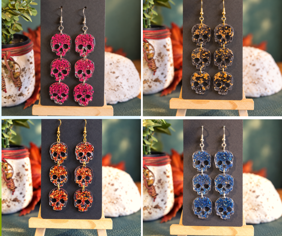 Boucles d’oreilles têtes de mort en résine et liège coloré – 4 modèles